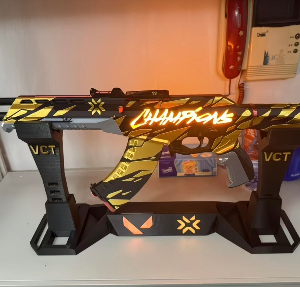 Champions Vandal Cosplay Gun with light, sound finisher