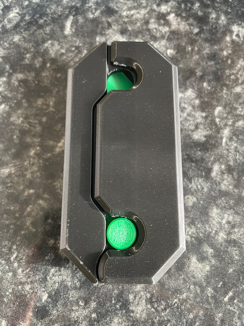 Gravity Carrot Knife Fidget Toy