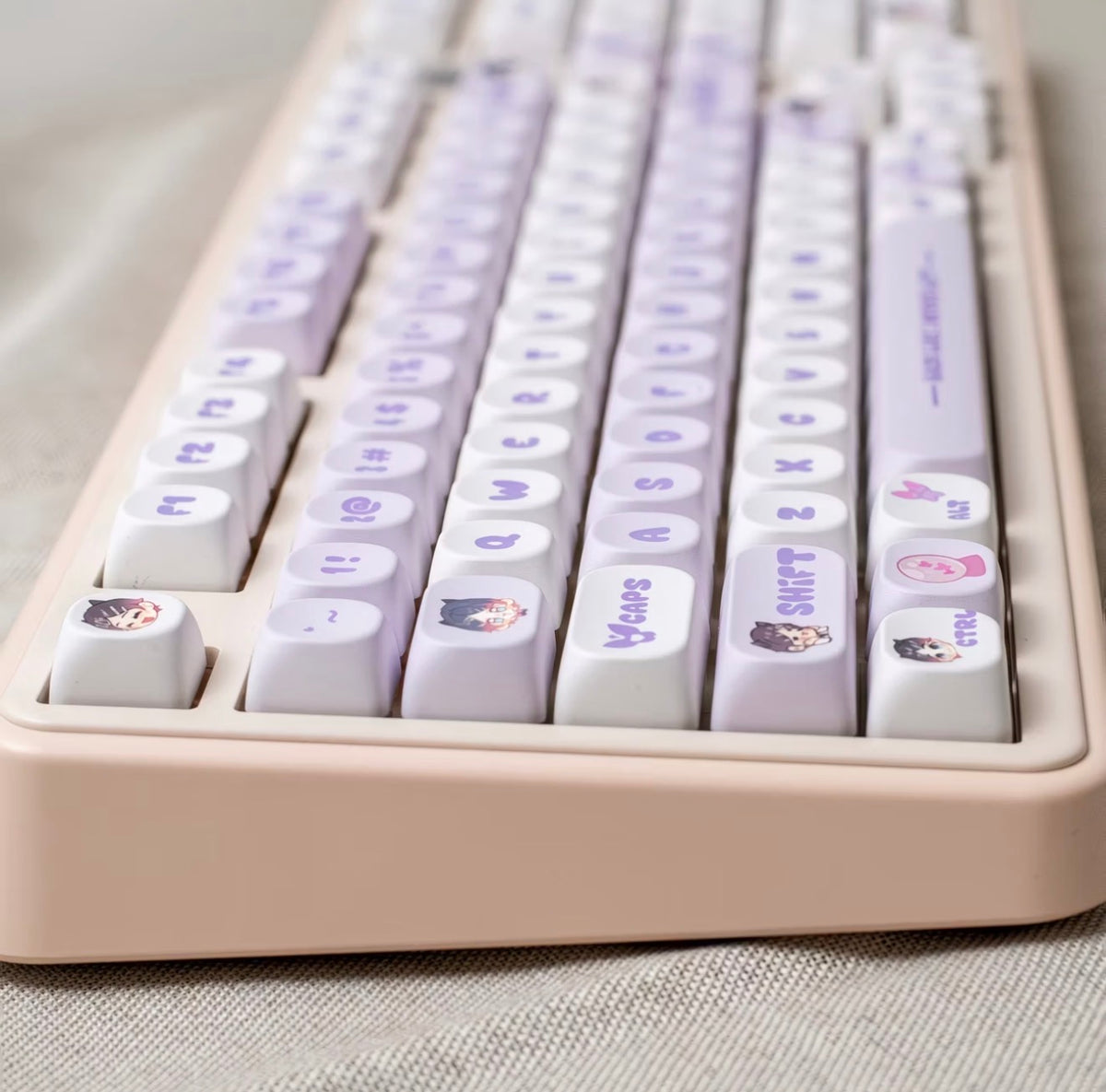 Clove Valorant keycaps PBT MOA